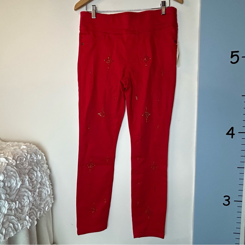 One World Red Denim Skinny Fit Mid‎ Rise Pants w/Goldtone Bling Studs NWT Medium